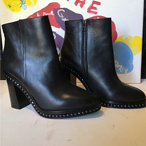 Coach Black Leather Bead Chain Booties Size 11 - Picture 3 of 6